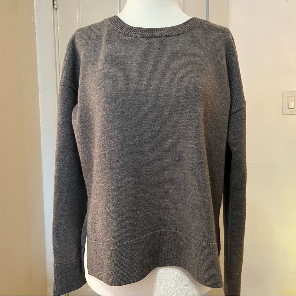 Aritzia Babaton Merino Boxy Wool Sweater